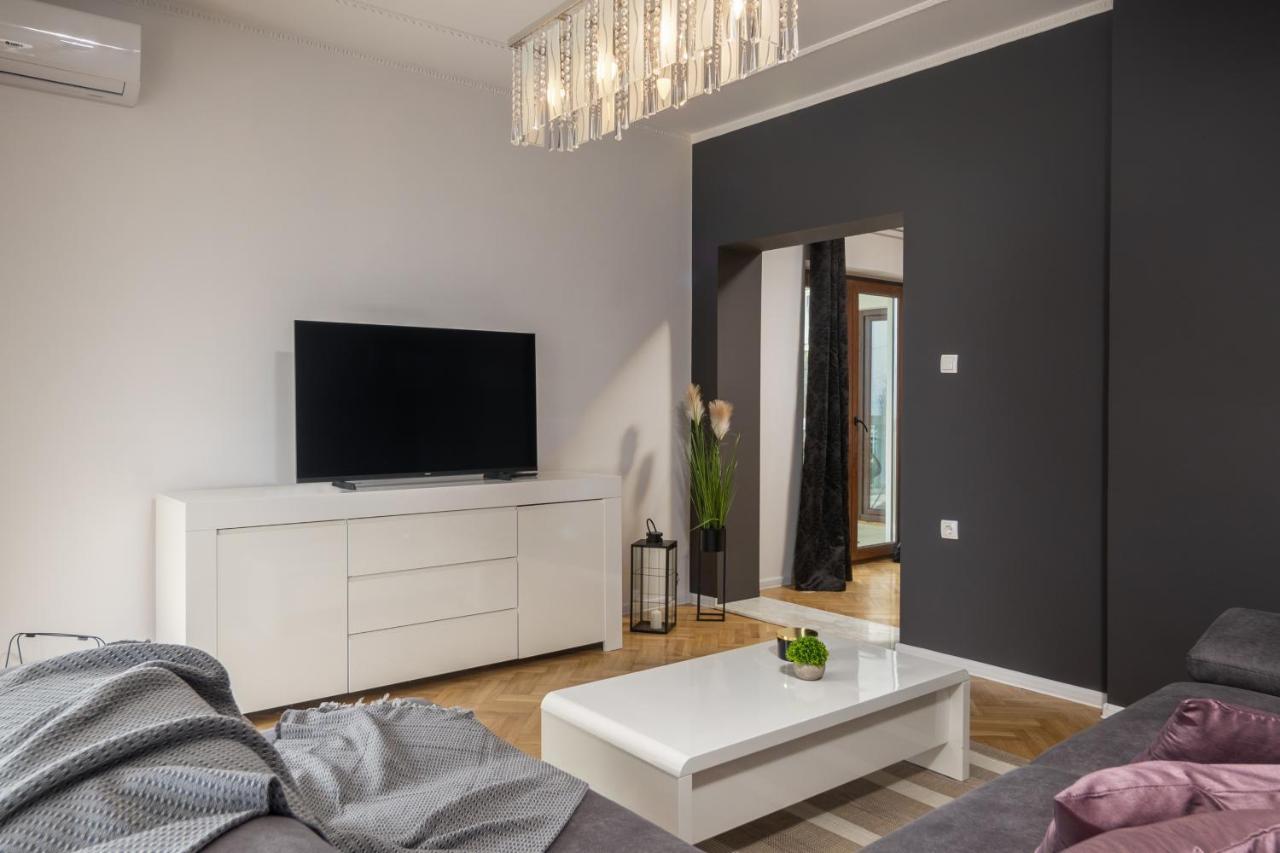 Villa Adriatic, Apartment Chiara With Sea View And Heated Swimming Pool, Free Private Parking, Icici Exterior photo