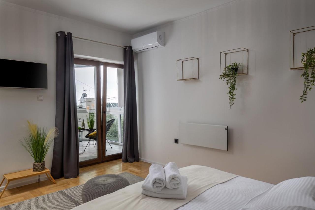 Villa Adriatic, Apartment Chiara With Sea View And Heated Swimming Pool, Free Private Parking, Icici Exterior photo